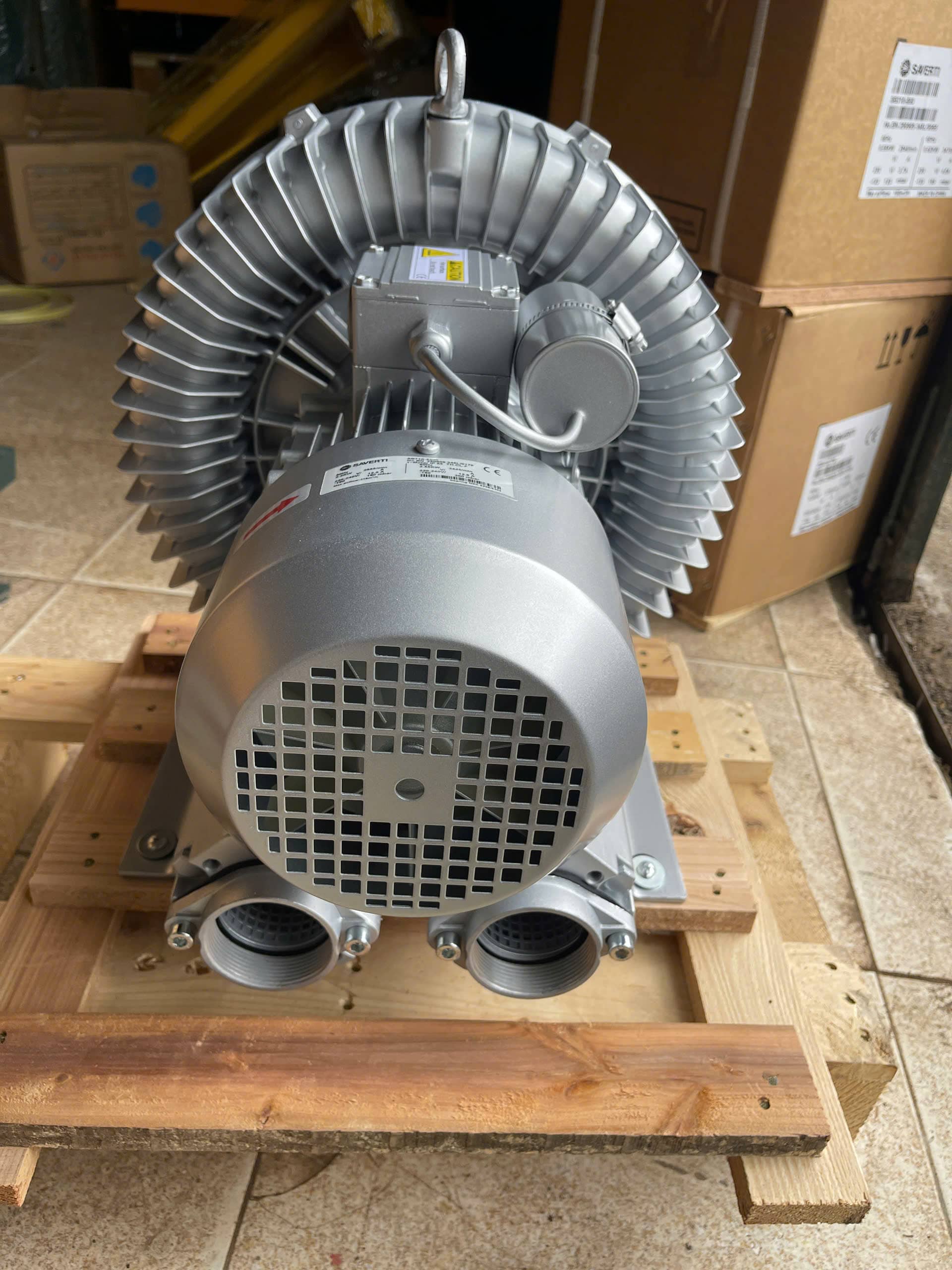 Máy Thổi Khí Con Sò Saverti SB710-2200